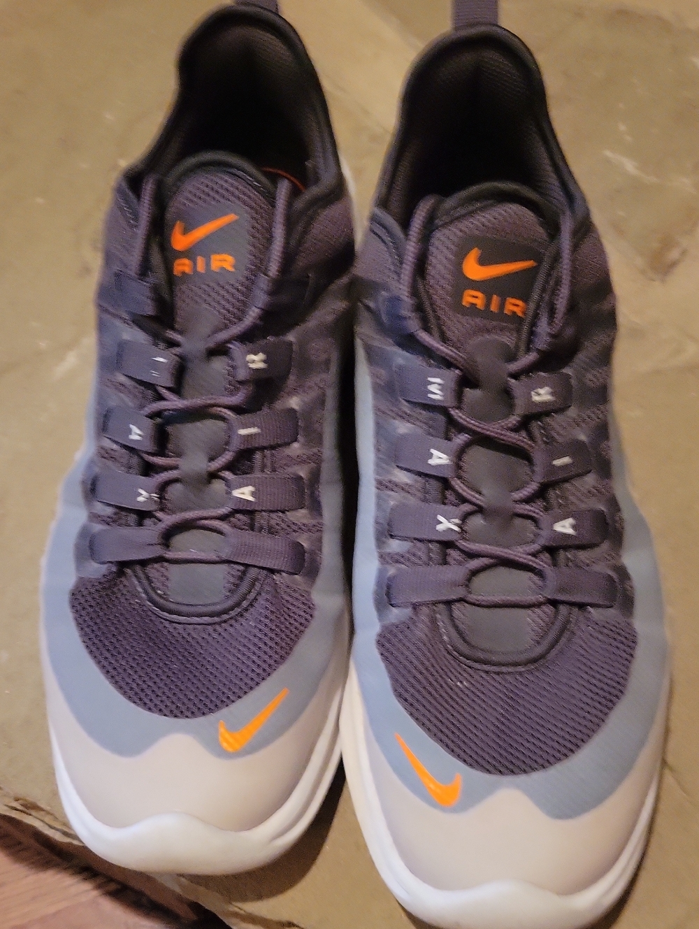 Nike Air Men's Running Shoe Gray and Orange Athletic Sneakers Size 9.5